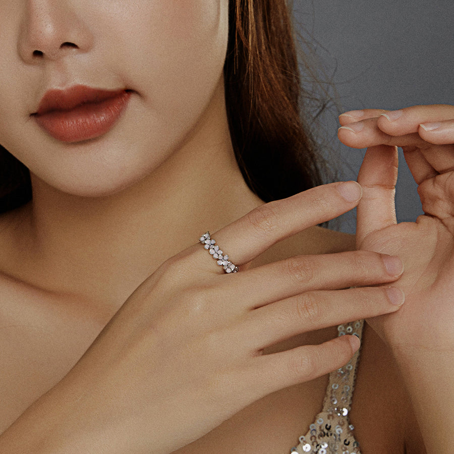 Walleriana Flowers with Pink Enamel Silver Ring